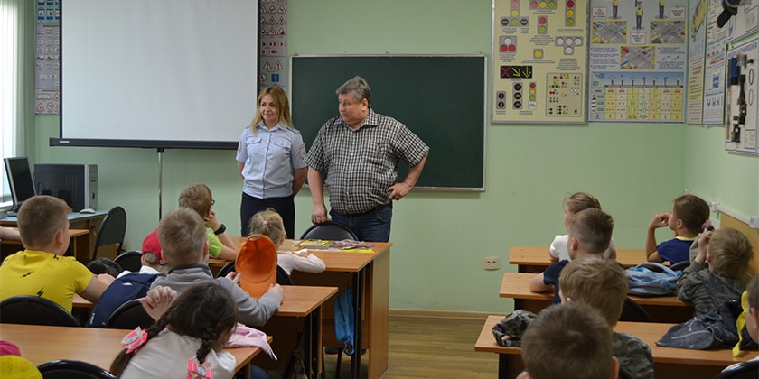 Для воспитанников лагерей дневного пребывания в Жуковском организованы уроки дорожной безопасности