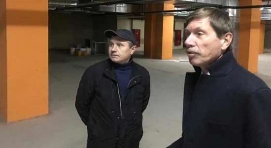 Депутат Игорь Марков встретился с жильцами жилого комплекса Лацкова, 1