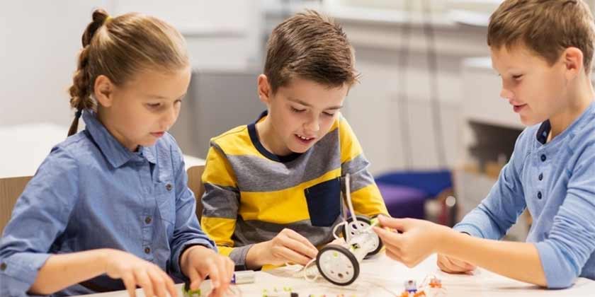 В Жуковском девять школ и детсадов получили областной сертификат качества В Жуковском девять школ и детсадов получили областной сертификат качества