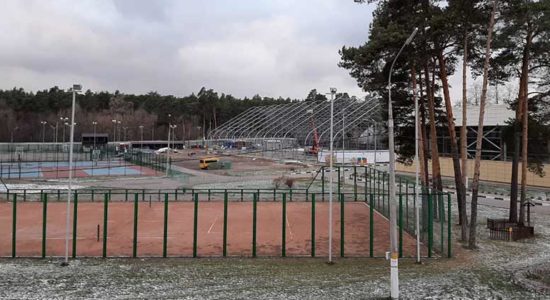 На территории спорткомплекса «Метеор» в Жуковском началось строительство крытого катка