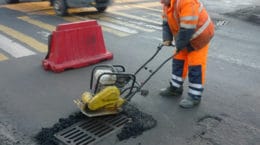 В Жуковском заштопали дороги на улицах Наркомвод, Маяковского, Серова и Гудкова