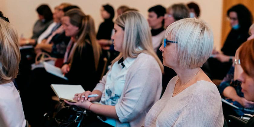 Руководители 43 образовательных учреждений города обсудили изменения в нормативной базе для школ и детсадов Руководители 43 образовательных учреждений города обсудили изменения в нормативной базе для школ и детсадов