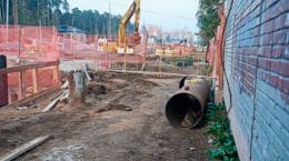 Жители домов на улице Туполева не уверены, что их дома переживут реконструкцию дороги