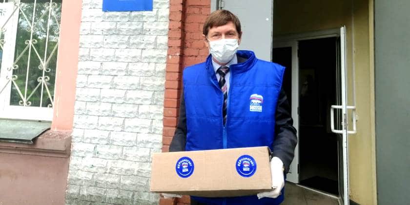 Волонтёрский штаб «Единой России» — работа продолжается