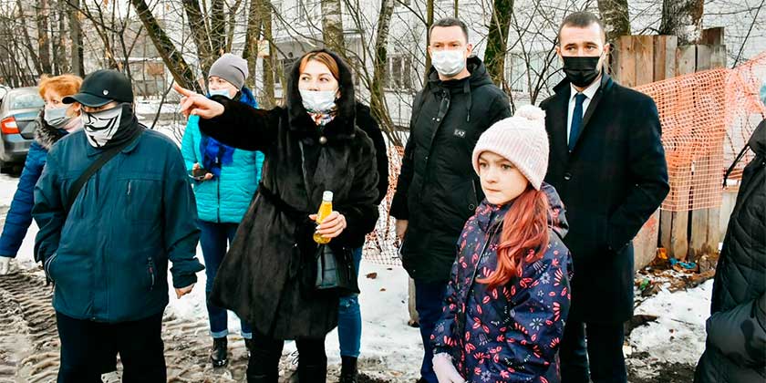 Представители администрации города выслушали жителей домов по улице Туполева