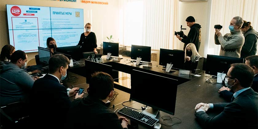 Министр спорта Подмосковья посетил в Жуковском муниципальный ЦУР