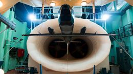 В ЦАГИ испытали модель легкого конвертируемого самолета с новыми элементами компоновки