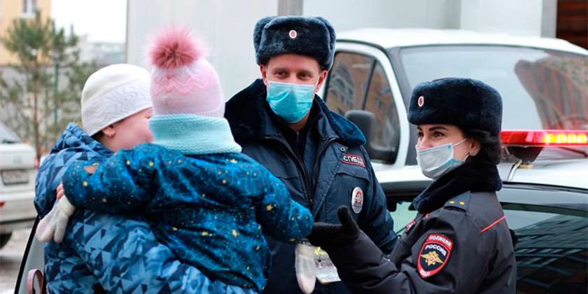 Автоинспекторы провели профилактическую акцию «Безопасный двор» Автоинспекторы провели профилактическую акцию «Безопасный двор»