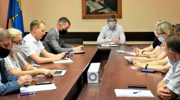 провели "Час ЖКХ"