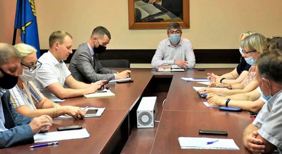 провели "Час ЖКХ"