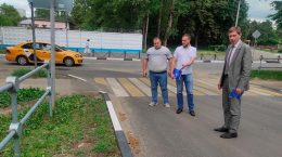 Жуковские единороссы проверили ремонт участка дороги на улице Маяковского