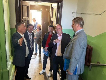 В Жуковском прошел мониторинг хода капитального ремонта многоквартирных домов по адресам ул. Ломоносова, д.18/11 и ул. Фрунзе, д.12