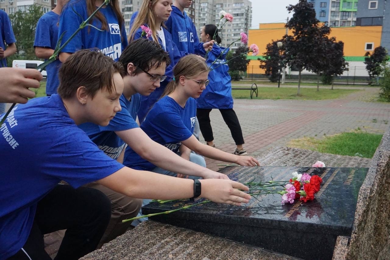 Жуковские Молодогвардейцы отметили день ВВС России ввс