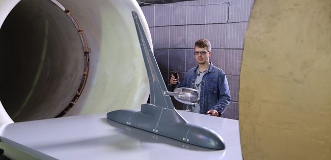 Специалисты ЦАГИ провели испытания полумодели перспективного магистрального самолета 24